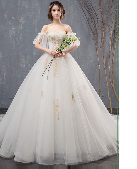 Những mẫu áo cưới có tay đẹp nhất 2020 tại aocuoicodau.com
